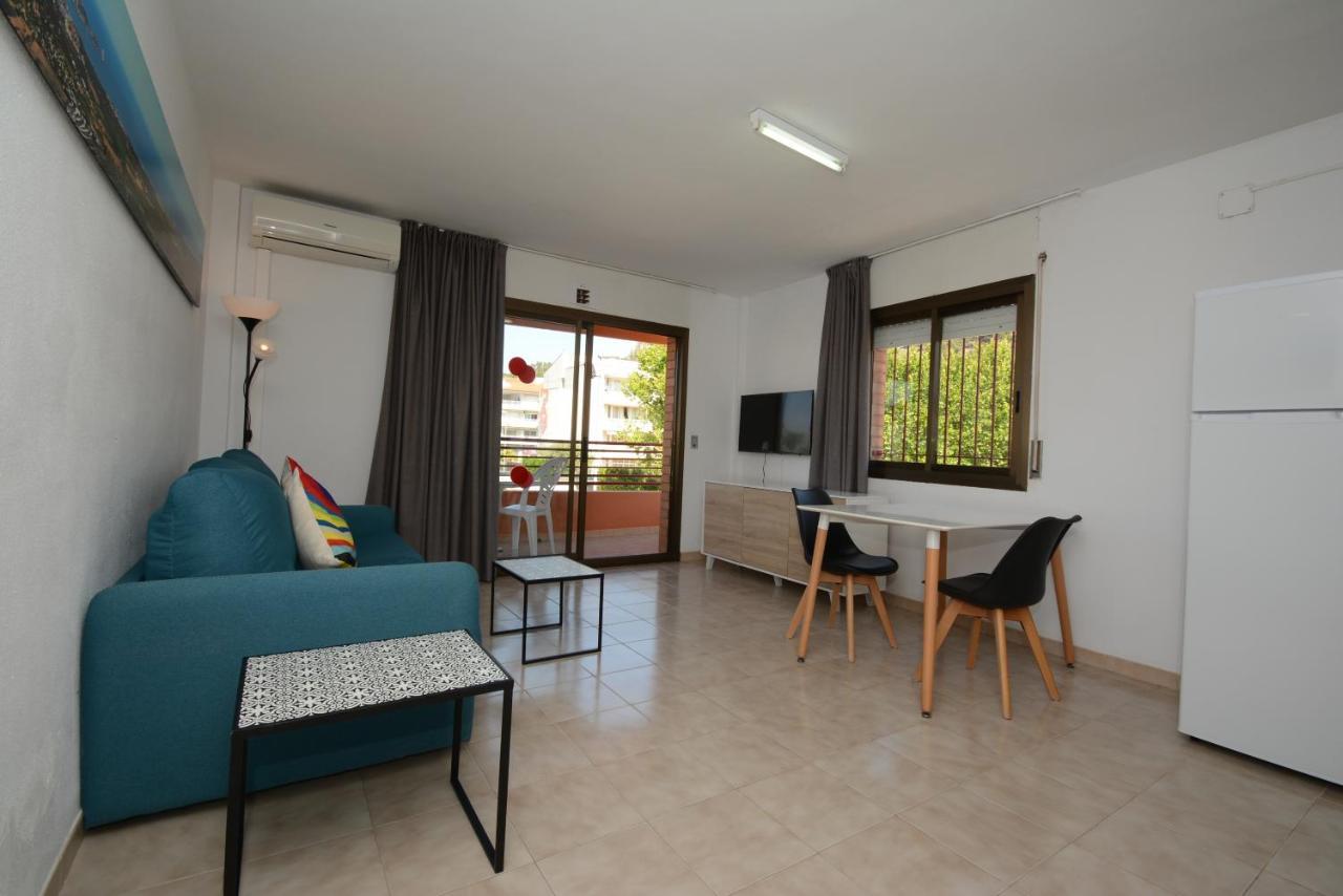 Apartamentos familiares Sa Gavina Gaudí L'Estartit Exterior foto