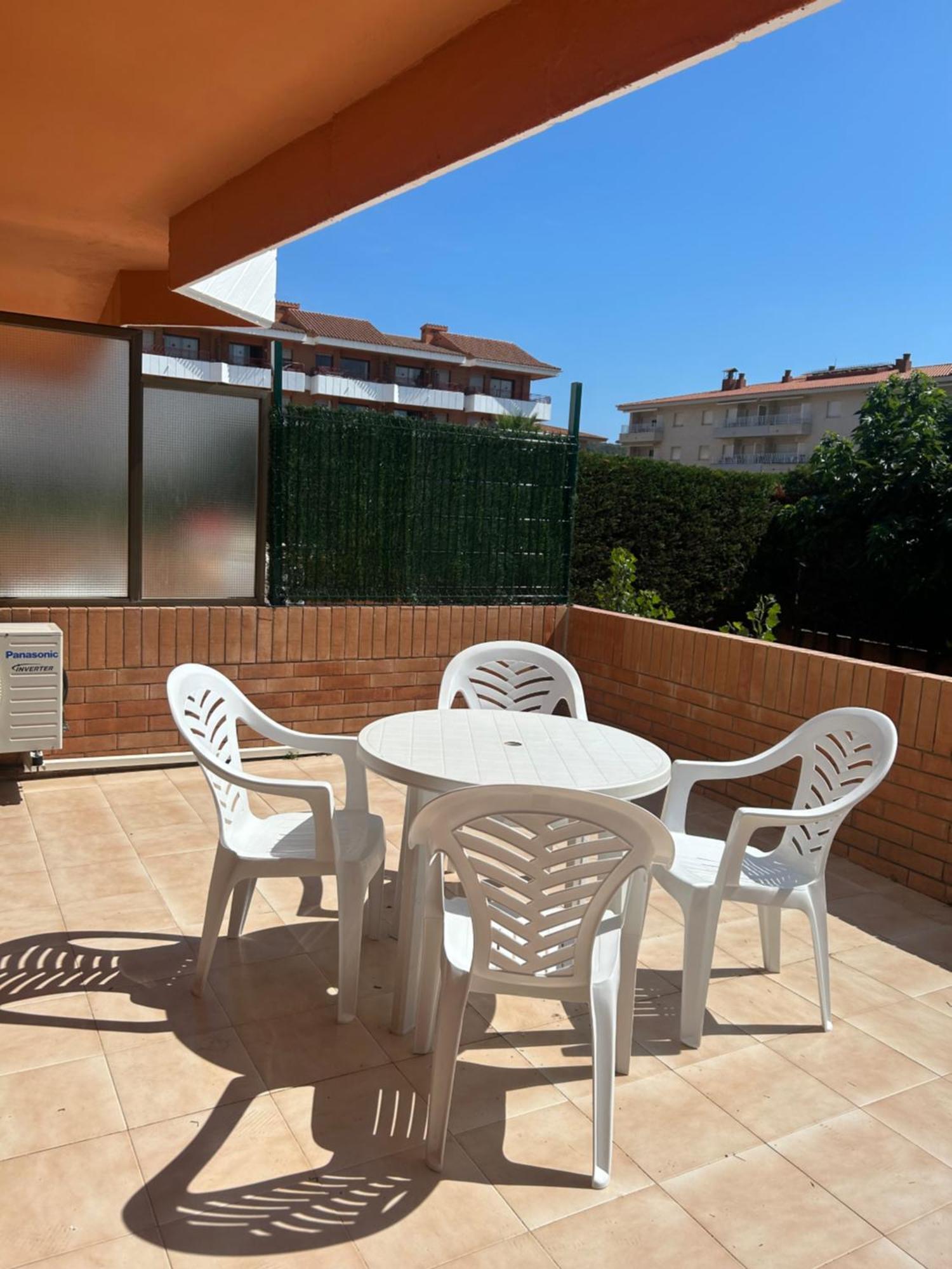 Apartamentos familiares Sa Gavina Gaudí L'Estartit Exterior foto